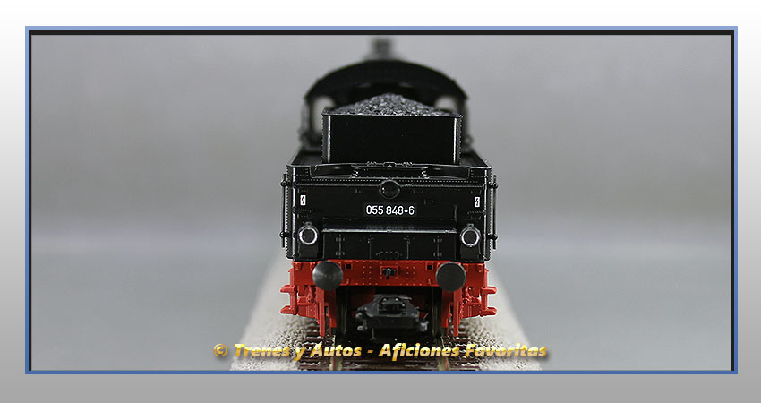 Locomotora vapor con ténder Serie BR-55 - DB